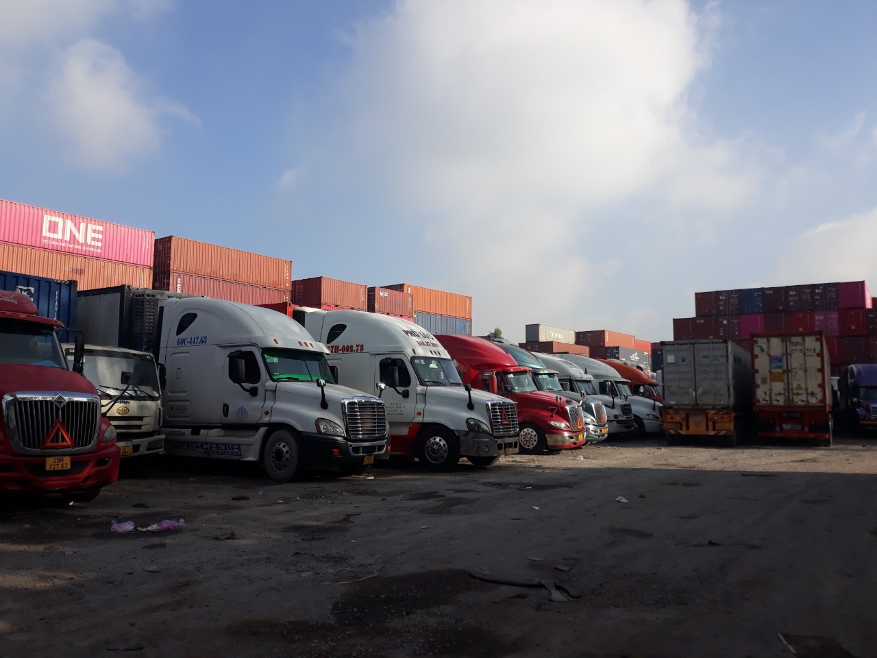 Chành Xe Bắc Nam - Vận Tải Việt Hương