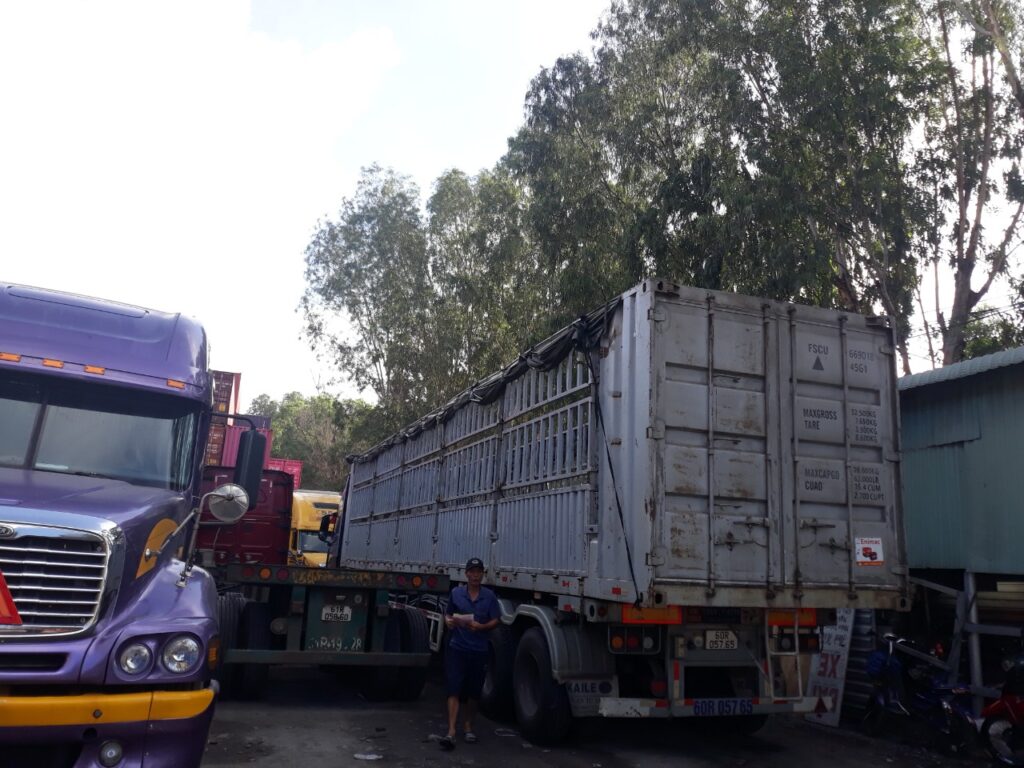 Dịch Vụ Xe ConTainer 30Tấn Vận Tải Hàng Hóa Tại Việt Hương